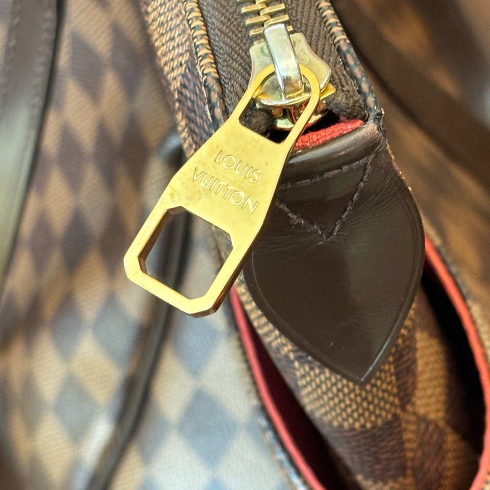 LOUIS VUITTON 🤎 TOTALLY DAMIER EBENE MM TOTE - Picture 9 of 17